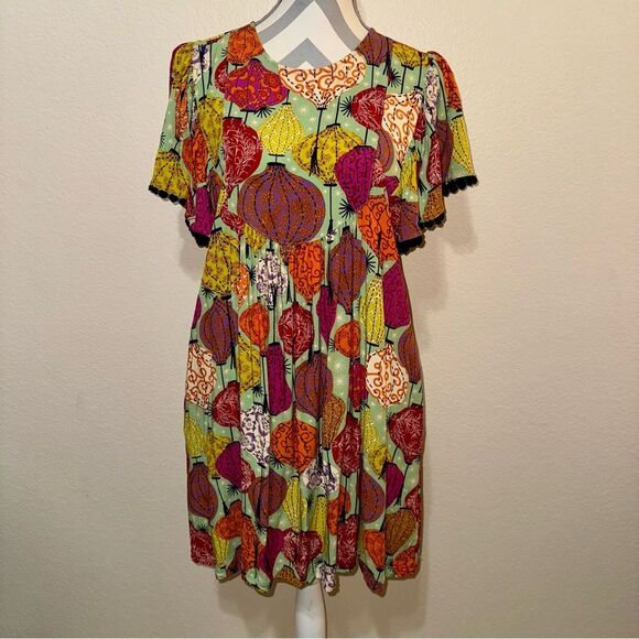 Uncle Frank Chinese Lantern Print Multicolor Short Sleeve Rayon Mini Swing Dress - Picture 2 of 15